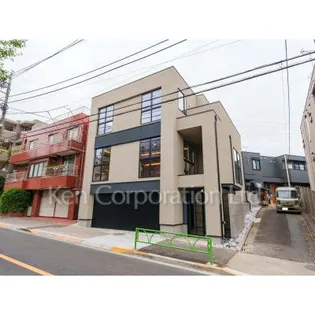 東京都世田谷区深沢4【一戸建】の外観