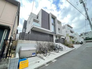 東京都目黒区五本木1【マンション】の外観