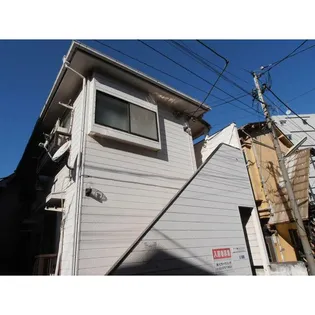 ホワイトビラ新蒲田【2階】の外観