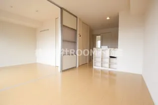 ブライトコート花繰【1階】の居間