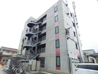 ブランニュー常田【4階】の外観