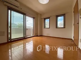 コーポ中里【2階】の居間