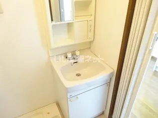 エール白須賀【2階】の内装