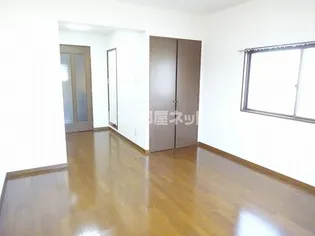 エール白須賀【2階】の内装