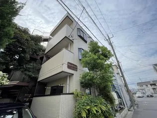 メゾン・ド・スリーエフ【1階】の外観