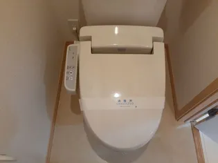 サン・リバー【2階】の内装