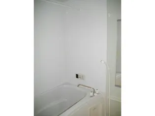 グリュッククレーの風呂