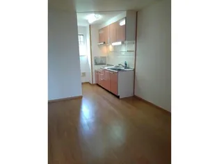 グリュッククレーの居間