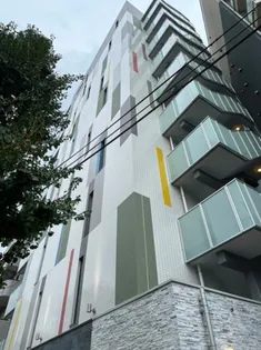 MONOLITH【3階】の外観