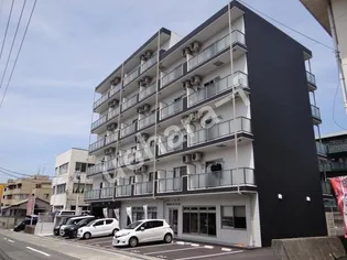 Re’reve zero【2階】の外観