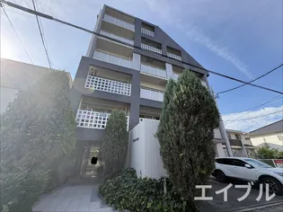 ピティアスムーンの外観