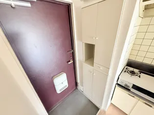 ハイツ昭和土地甲西【3階】の玄関