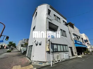 アパルトイサカ【3階】の外観