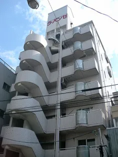 ラ・パンセ【5階】の外観