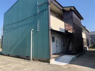 春日山ハイツ葵【2階】の外観