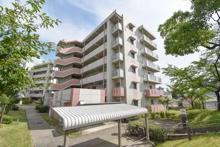 URアーバンラフレ鳴子【3階】の外観