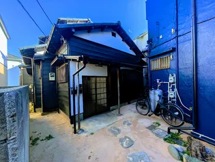 神奈川県横浜市神奈川区旭ケ丘【一戸建】の外観