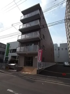 ルミエール エイトク一番町【1階】の外観