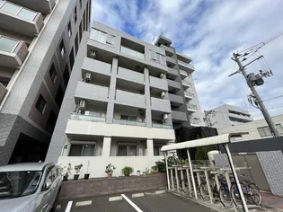 lond【2階】の外観