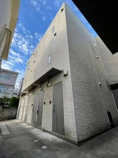 グリーンコート西新宿五丁目【1階】の外観