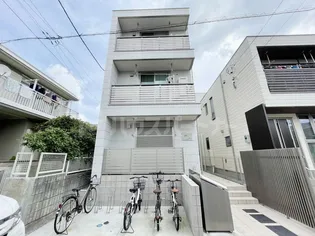 LARGOの画像