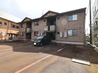 新潟県見附市本町1【アパート】の外観