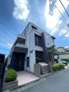 イリオス【2階】の外観