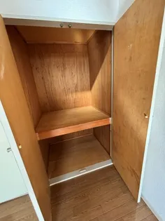 ロイヤルハイツB棟【2階】の内装