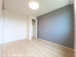 リヴィエール清武 II【2階】の内装