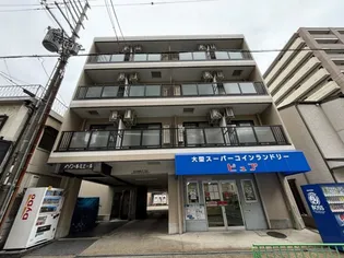 メゾンルミエールの画像