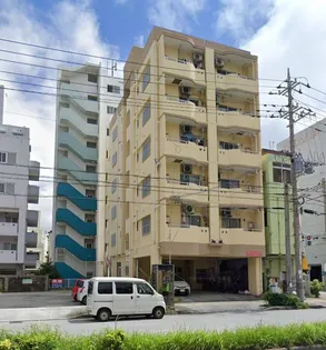 サンスリーナカヤの画像