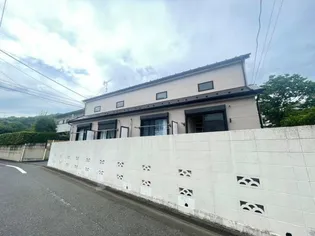 プラウスターハウス【1階】の外観
