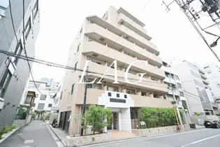 東京都新宿区新小川町【マンション】の外観