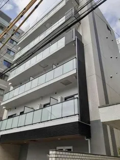 東京都港区南青山3【マンション】の外観