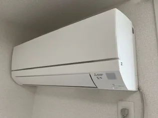 ロイヤルタウン上峰B【2階】の内装