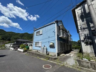 新川ハイツ【1階】の外観