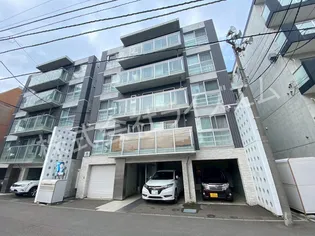 ウエストヴィレッジ【2階】の外観