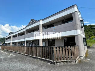 ロイヤルパインズB棟の画像