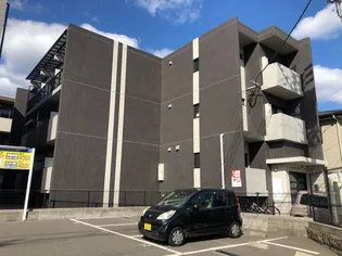 レトルシオン【1階】の外観