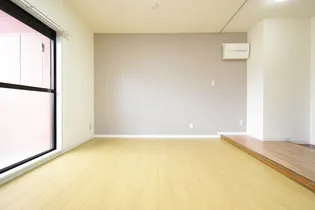 マーレ下目黒【4階】の外観