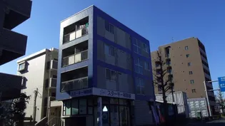 キャピタルビル【4階】の外観