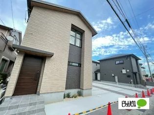 埼玉県吉川市美南2【一戸建】の外観