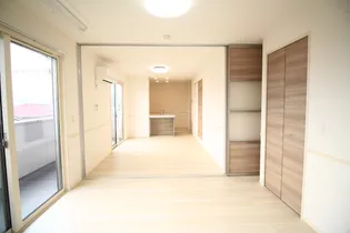 メゾン沖浜【1階】の居間