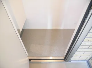 High A 桜坂【1階】の玄関