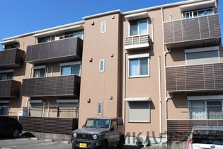 ベレオ エクラージュの画像