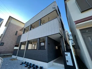 TIZ CARROT【2階】の外観