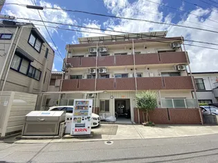Burgundy Apt.【1階】の外観