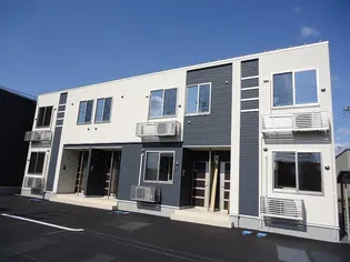 新潟県見附市上新田町【アパート】の外観