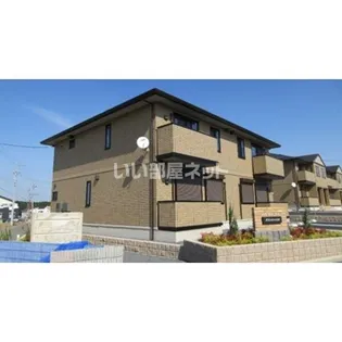 グランシャリオB棟【2階】の外観