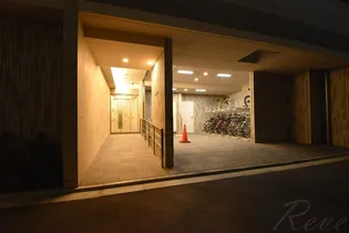 エトワール飯田橋【2階】の外観